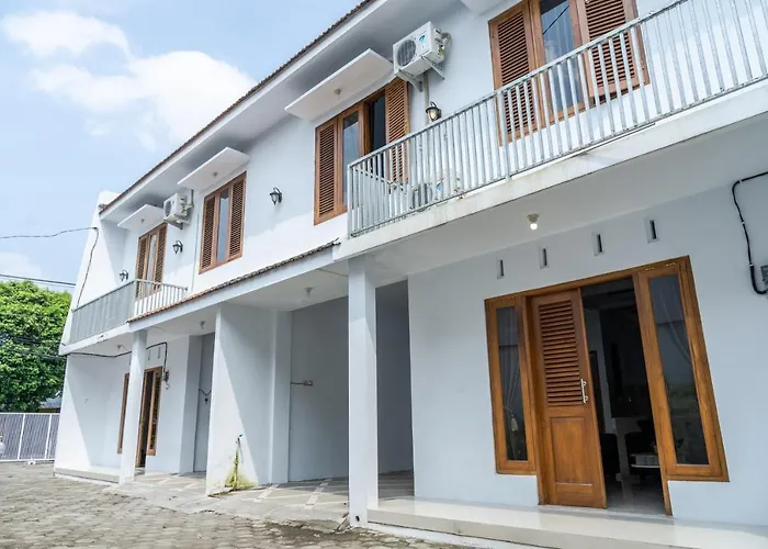 Azalia Homestay